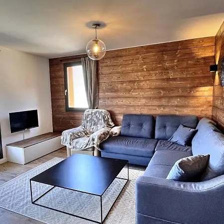 No 1a, Edelweiss Apartment Landry